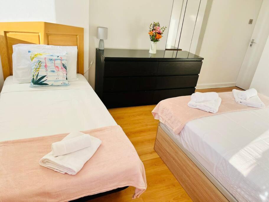 The Rock Retreat - Gibraltar Apartment Екстериор снимка
